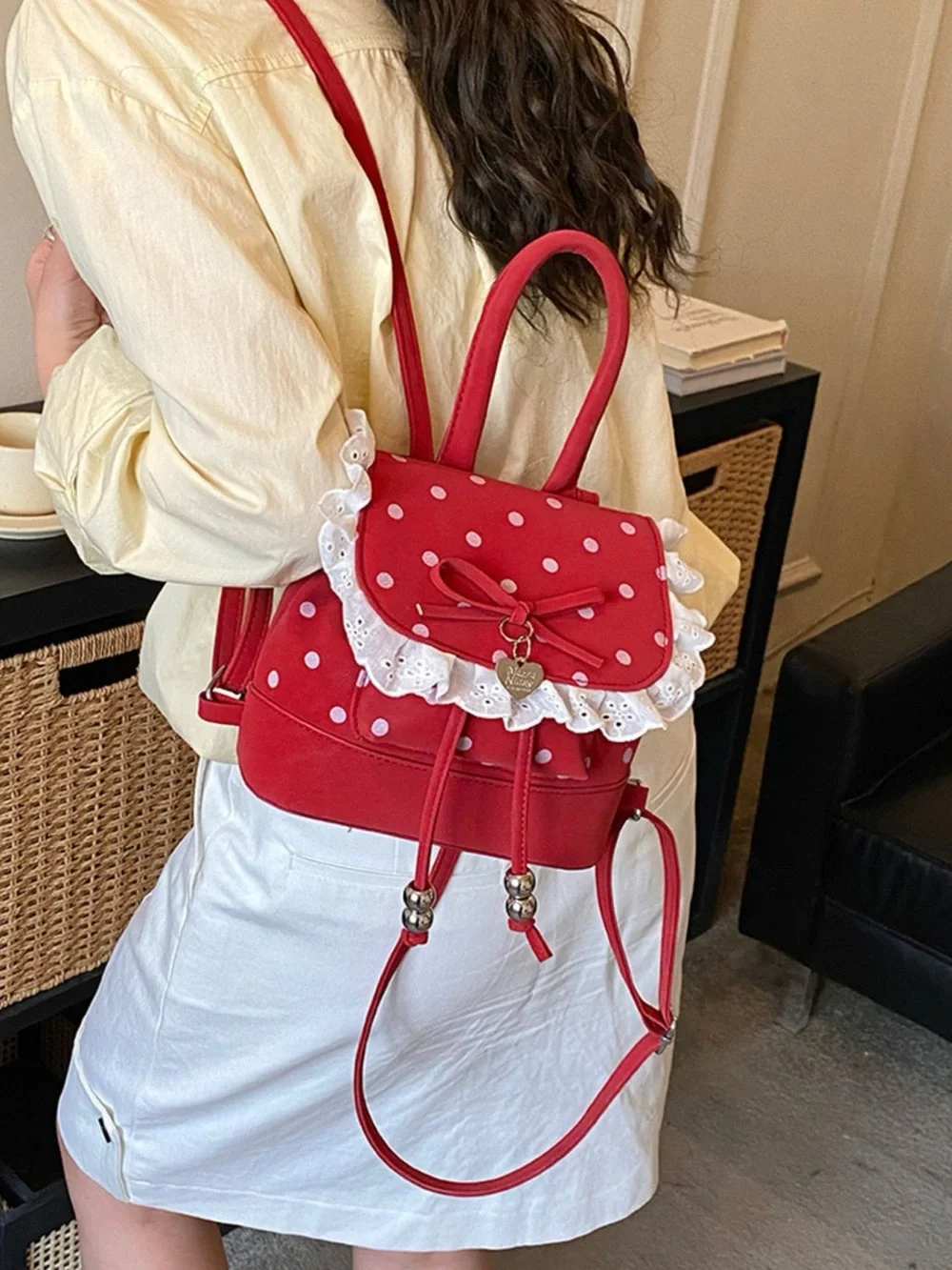 Chic Carryalls bag size